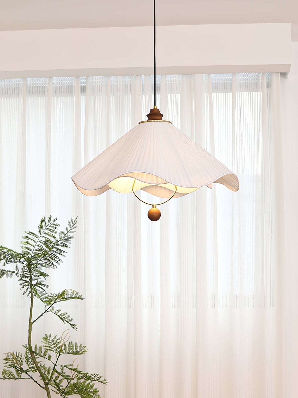 Suspension Coquelicot en bois et tissu – vue 7