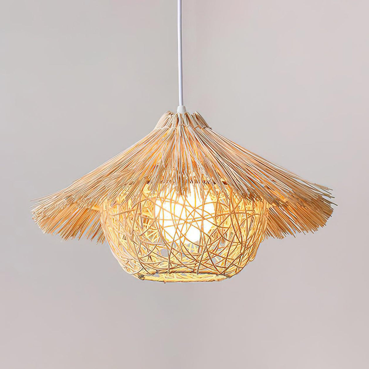 Suspension Gentiane en rotin et fer – vue 12