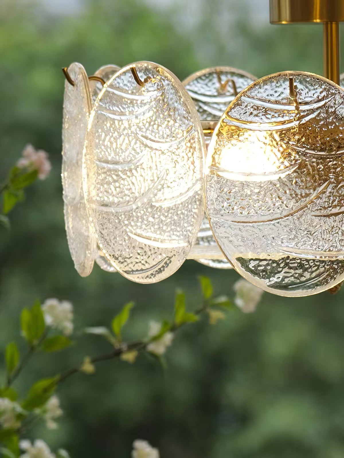 Plafonnier Camélia en verre et fer – vue 3