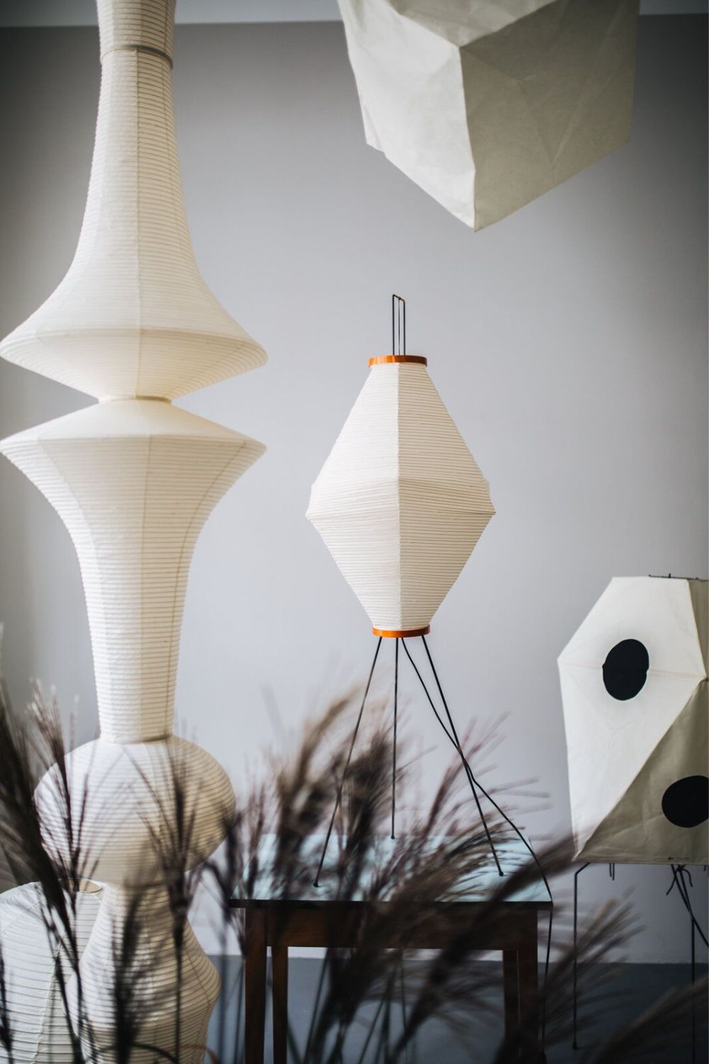 Suspension Égérie en papier et métal – vue 11